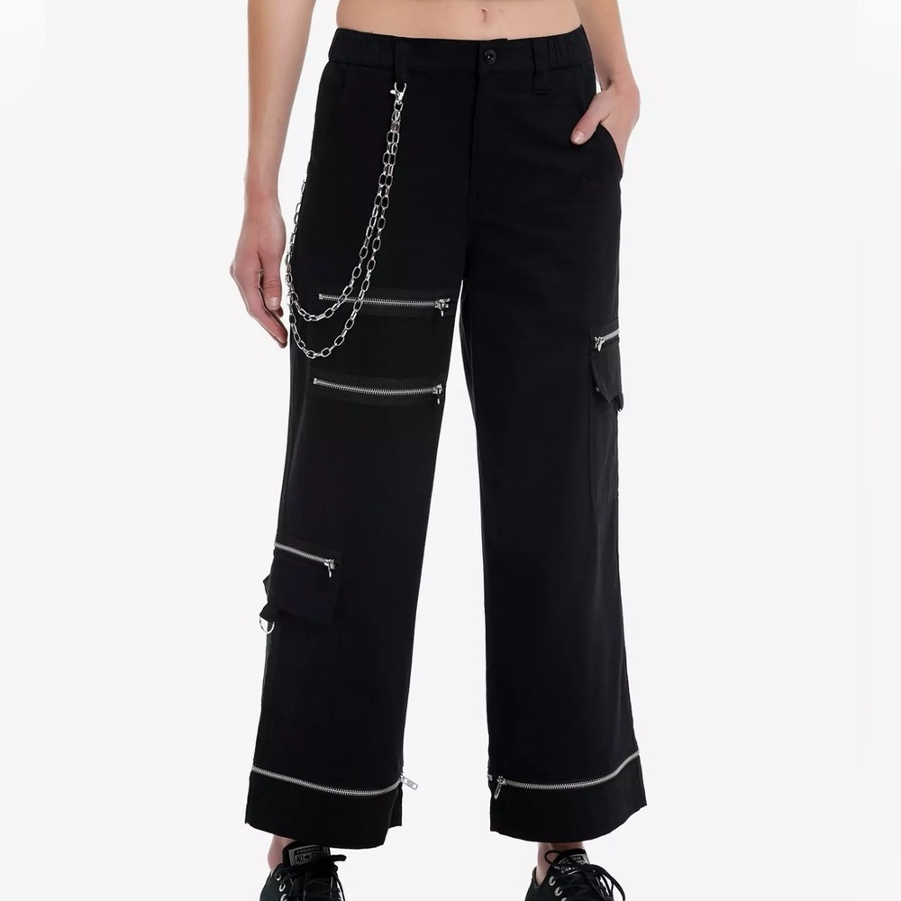 Hot Topic Black Zipper Side Chain Cargo Skater Pants